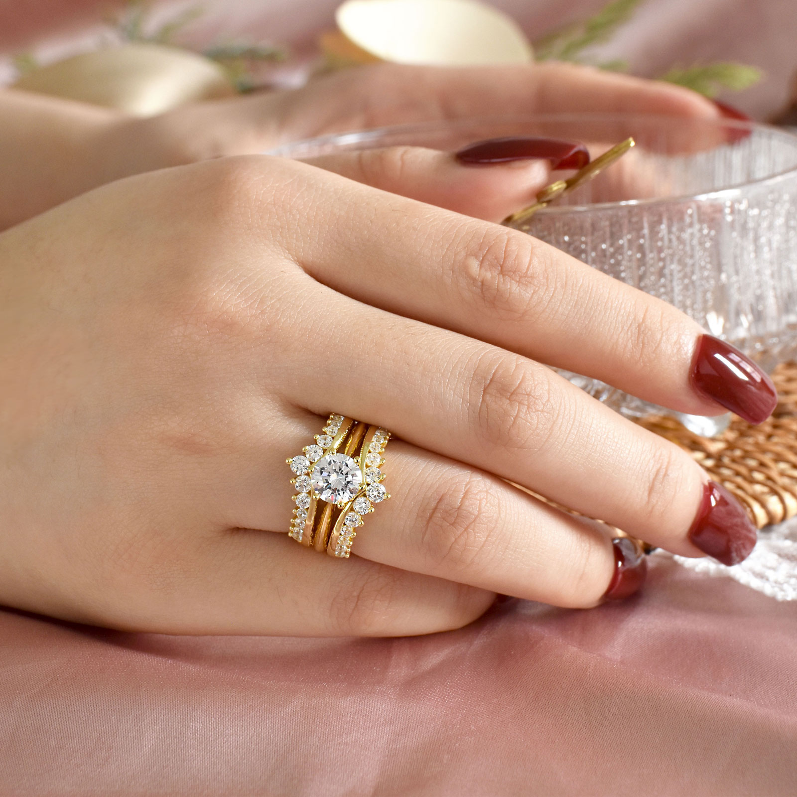 Newshe 14k Gelbgold-Plattierte – Moissanite Engagement Ring 1 Carat Bewertung und Preis