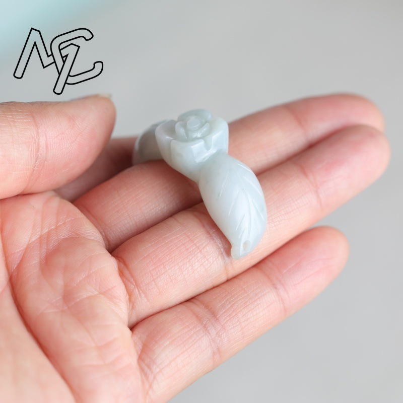 2 Stück natürlicher weißer Jad – Earrings Bewertung und Preis
