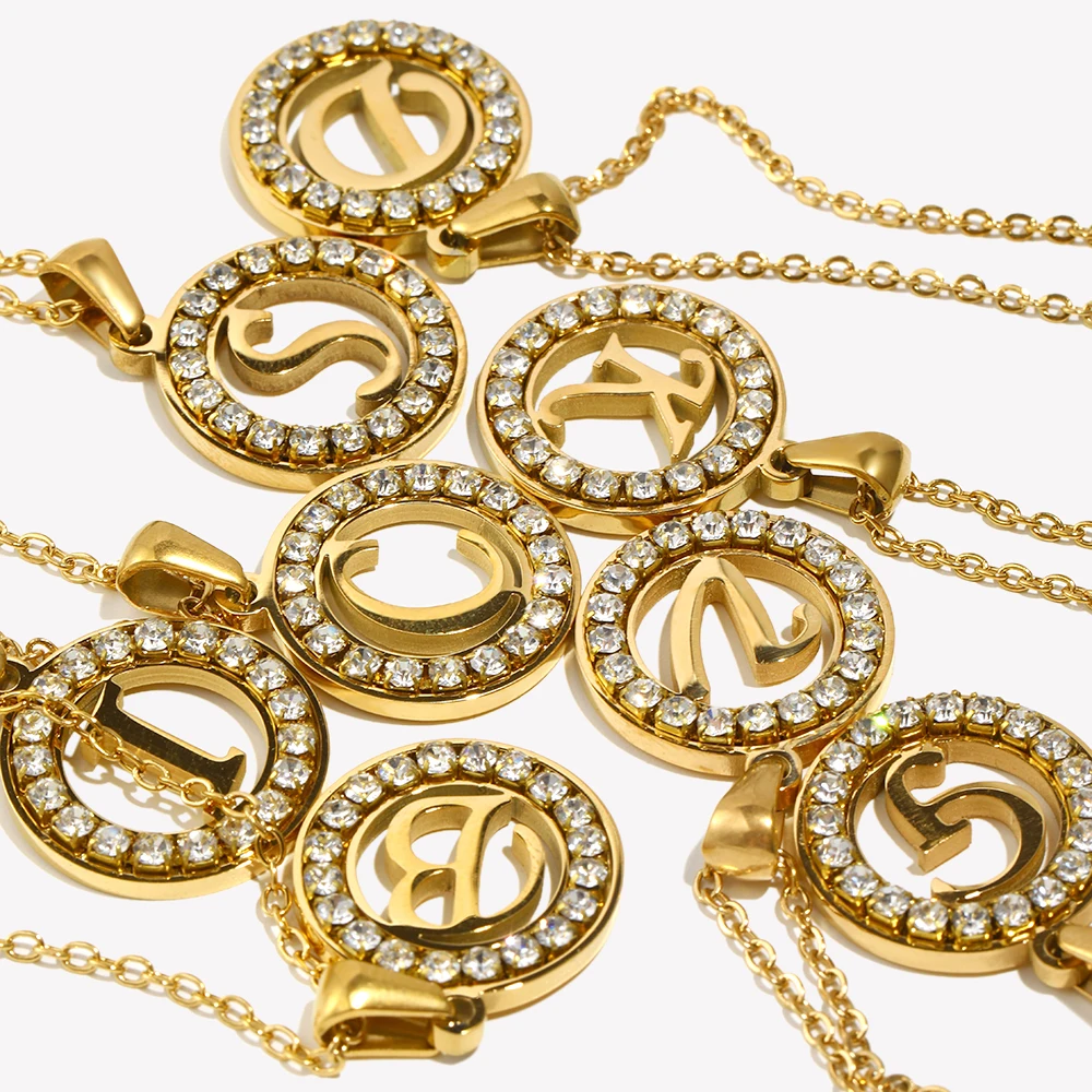 E.B.belle Hohle runde Zirkon g – Initial Letter Necklace 18K Gold Bewertung und Preis