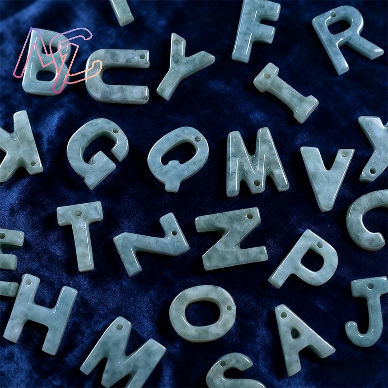 Myanmar Jadeit Buchstaben Anhä – Necklaces Bewertung und Preis